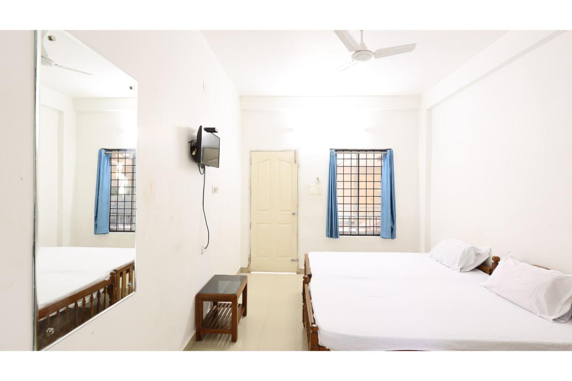 Collection O Ar Square Otel Thrissur Dış mekan fotoğraf