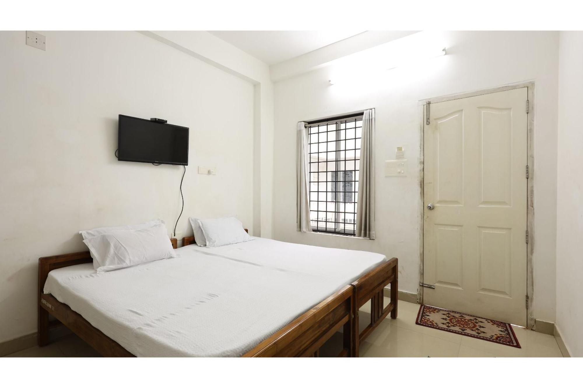 Collection O Ar Square Otel Thrissur Dış mekan fotoğraf